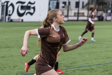 Bild 195 - wBJ FC St. Pauli - Walddoerfer SV : Ergebnis: 3:4